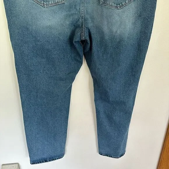 Good American Good Boy Twisted Slit Hem High Rise Indigo Jean - Picture 8 of 8